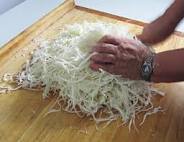how to shred cabbage